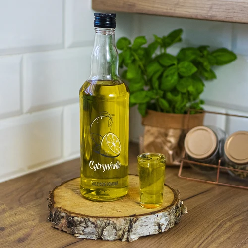 500 ml butelis su užsukamu kamšteliu, užrašas „Cytrynówka“, 1 vnt. - 7