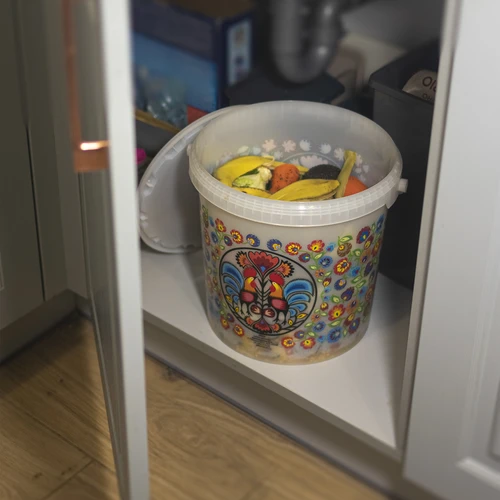 Maistinis kibiras GWIOZDA - su dangčiu, 10 L - 8