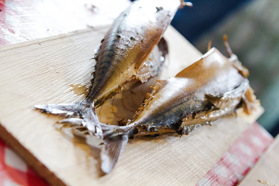 Naminė rūkyta skumbrė habanero sūryme